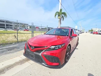 2022 Toyota Camry SE