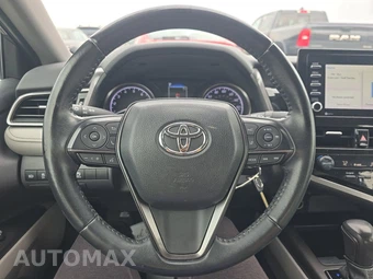 2022 Toyota Camry SE - miniatura 10