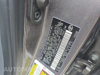 2022 Toyota Camry SE - miniatura 14