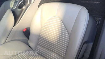 2022 Toyota Camry SE - miniatura 29