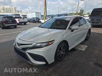 2022 Toyota Camry SE