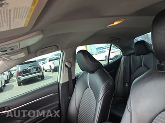 2022 Toyota Camry SE - miniatura 17