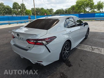 2022 Toyota Camry SE - miniatura 4