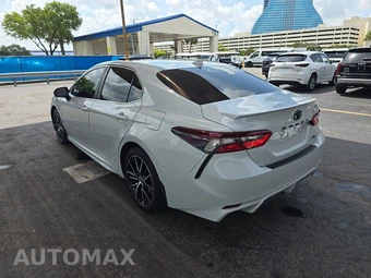 2022 Toyota Camry SE - miniatura 6