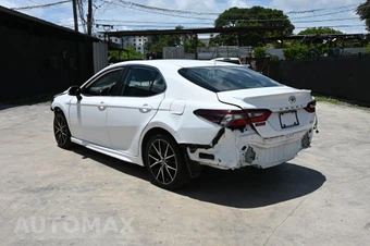 2022 Toyota Camry SE - miniatura 4