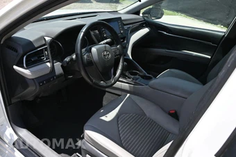 2022 Toyota Camry SE - miniatura 7