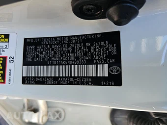 2022 Toyota Camry SE - miniatura 15
