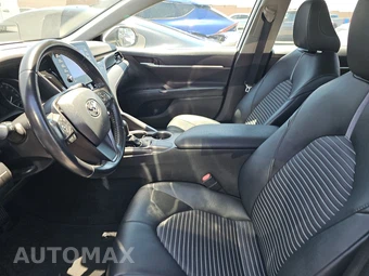 2022 Toyota Camry SE - miniatura 7