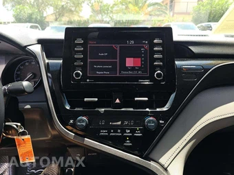 2022 Toyota Camry SE - miniatura 10