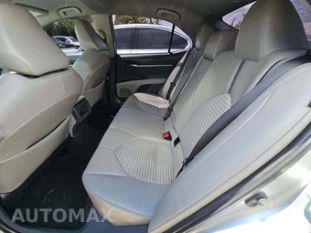 2022 Toyota Camry SE - miniatura 13