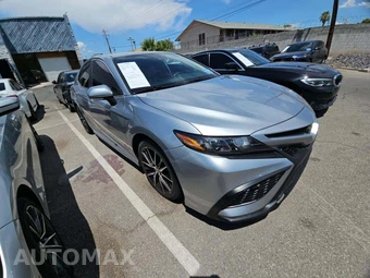 2022 Toyota Camry SE - miniatura 4
