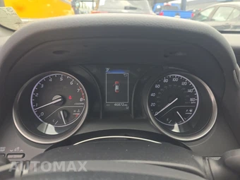 2022 Toyota Camry SE - miniatura 12