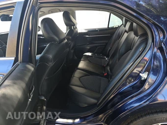 2022 Toyota Camry SE - miniatura 13