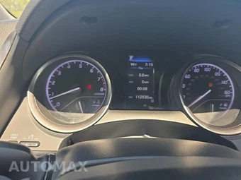 2022 Toyota Camry SE - miniatura 15