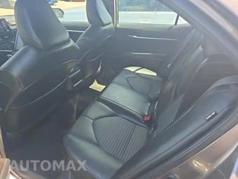 2022 Toyota Camry SE - miniatura 16