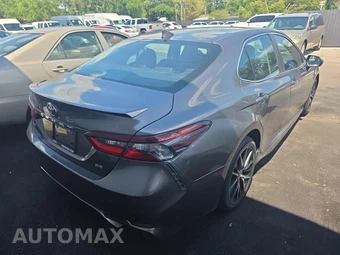 2022 Toyota Camry SE - miniatura 4