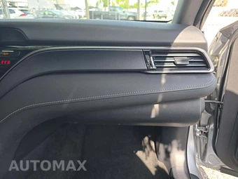 2022 Toyota Camry SE - miniatura 19