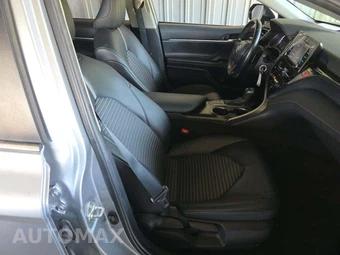 2022 Toyota Camry SE - miniatura 18