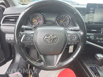2022 Toyota Camry SE - miniatura 10