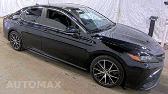 2022 Toyota Camry SE - miniatura 3