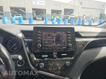 2022 Toyota Camry SE - miniatura 11