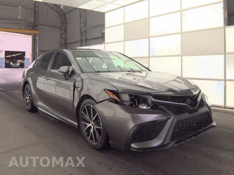 2022 Toyota Camry SE - miniatura 3
