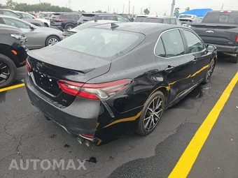 2022 Toyota Camry SE - miniatura 4