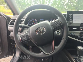 2022 Toyota Camry SE - miniatura 10