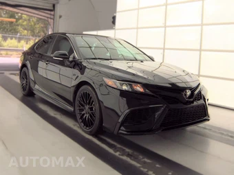 2022 Toyota Camry SE - miniatura 3