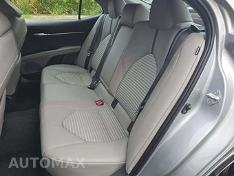2022 Toyota Camry SE - miniatura 10