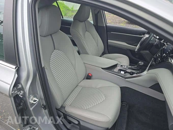 2022 Toyota Camry SE - miniatura 15