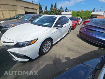 2022 Toyota Camry SE Nightshade Edition