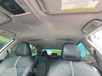 2022 Toyota Camry SE Nightshade Edition - miniatura 11
