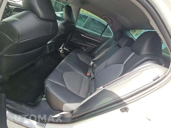 2022 Toyota Camry SE Nightshade Edition - miniatura 13