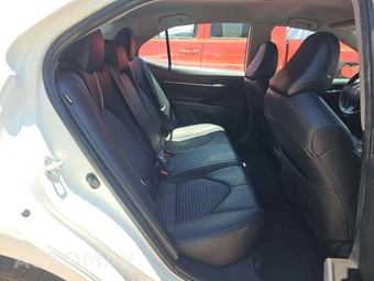 2022 Toyota Camry SE Nightshade Edition - miniatura 16