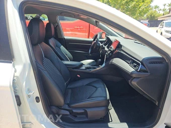 2022 Toyota Camry SE Nightshade Edition - miniatura 18