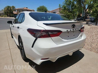 2022 Toyota Camry SE Nightshade Edition - miniatura 2