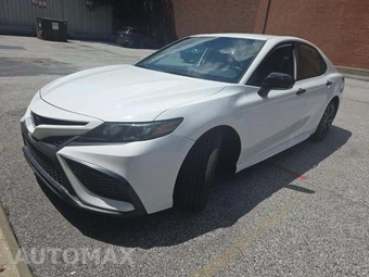 2022 Toyota Camry SE Nightshade Edition