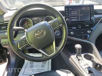 2022 Toyota Camry XLE - miniatura 11