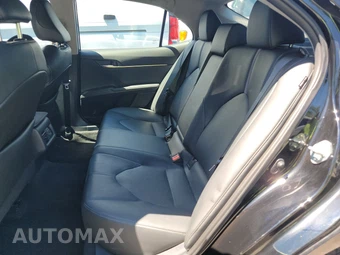 2022 Toyota Camry XLE - miniatura 13