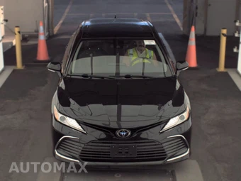 2022 Toyota Camry XLE - miniatura 2