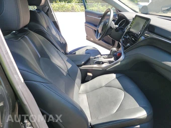 2022 Toyota Camry XLE - miniatura 8