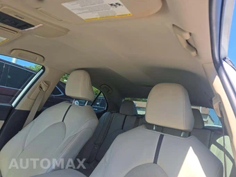 2022 Toyota Camry XLE - miniatura 11