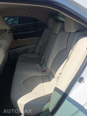 2022 Toyota Camry XLE - miniatura 13