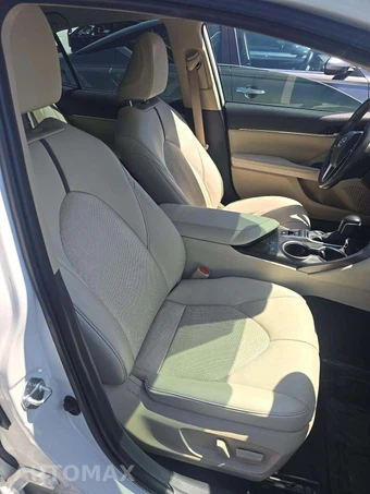 2022 Toyota Camry XLE - miniatura 18