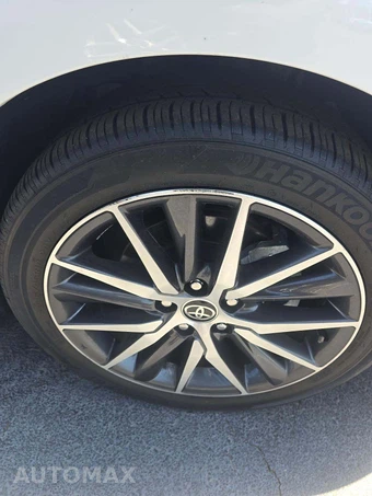 2022 Toyota Camry XLE - miniatura 22
