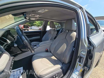 2022 Toyota Camry XLE - miniatura 6