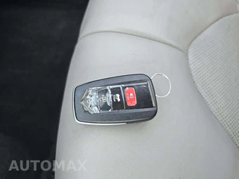 2022 Toyota Camry XLE - miniatura 8