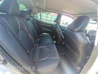 2022 Toyota Camry XSE - miniatura 16