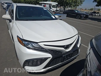 2022 Toyota Camry XSE - miniatura 2